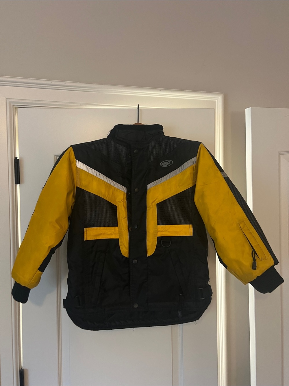 Girls GKS Snowmobile Jacket - see measurements- reflective